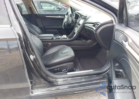 2017 Ford Fusion Titanium из США, поврежденный, VIN 3FA6P0K93HR163504